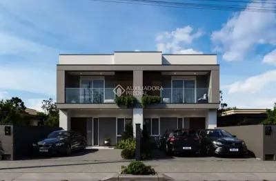 Casa com 3 quartos à venda na silvio luis barbieri, 251, igara, canoas, 152 m2 por r$ 950.000
