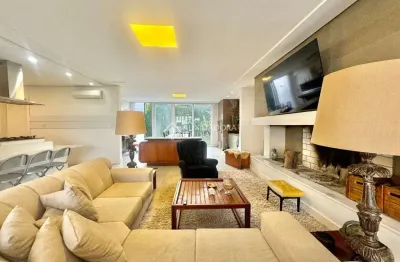 Casa em condomínio fechado com 4 quartos à venda na avenida santos ferreira, 3125, nossa senhora das graças, canoas, 380 m2 por r$ 3.290.000