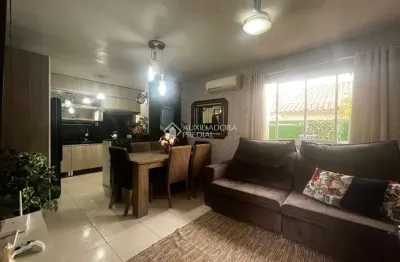 Casa em condomínio fechado com 2 quartos à venda na irmã maria hiltgardis, 376, olaria, canoas, 54 m2 por r$ 360.000