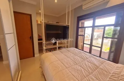 Casa com 3 quartos à venda na rua república, 743, mato grande, canoas, 320 m2 por r$ 1.998.000