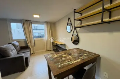 Loft com 1 quarto para alugar na rua general salustiano, 855, marechal rondon, canoas, 32 m2 por r$ 2.550