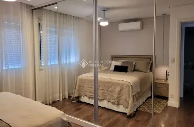 Apartamento com 3 quartos para alugar na rua doutor barcelos, 97, centro, canoas, 131 m2 por r$ 3.500