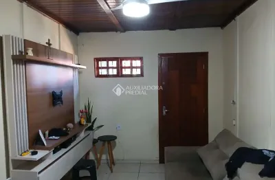 Casa com 3 quartos à venda na Rua Santa Fé, 380, Olaria, Canoas, 84 m2 por R$ 330.000