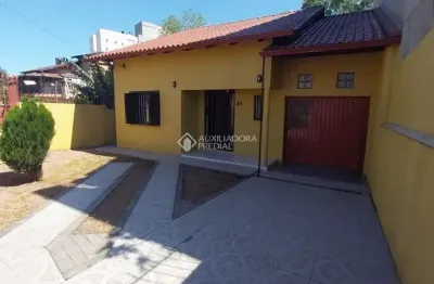 Casa com 4 quartos à venda na rua carlos drumond de andrade, 41, harmonia, canoas, 148 m2 por r$ 604.200