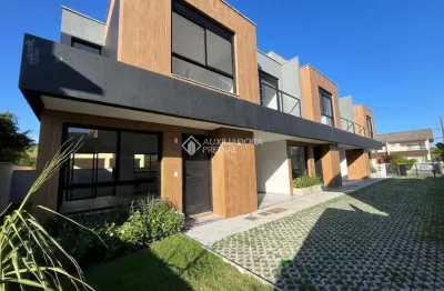 Casa com 3 quartos à venda na rua grumixama, 163, campeche, florianópolis, 123 m2 por r$ 1.149.000