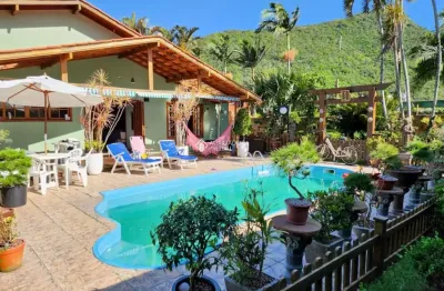 Casa com 3 quartos à venda na rua arnoldo da costa sabino, 150, armação do pântano do sul, florianópolis, 250 m2 por r$ 2.490.000