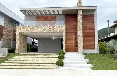 Casa com 4 quartos à venda na rua zélia gattai, 12, lagoa da conceição, florianópolis, 388 m2 por r$ 4.600.000