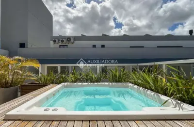 Cobertura com 2 quartos à venda na rua gilmar darli vieira, 401, campeche, florianópolis, 140 m2 por r$ 2.000.000