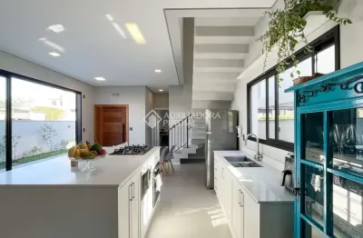 Casa com 4 quartos à venda na rodovia doutor antônio luiz moura gonzaga, 3156, rio tavares, florianópolis, 221 m2 por r$ 1.890.000