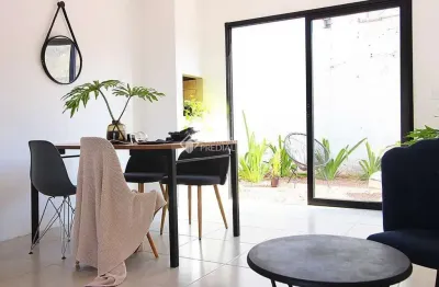 Casa com 2 quartos à venda na enio freitas de castro, 94, são lucas, viamão, 62 m2 por r$ 325.000