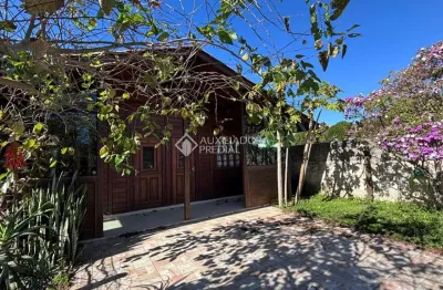 Casa com 4 quartos à venda na rua jardim dos eucaliptos, 239, campeche, florianópolis, 147 m2 por r$ 1.350.000