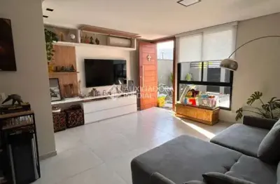 Casa com 3 quartos à venda na servidão hipólito bernardino das chagas, 729, rio tavares, florianópolis, 157 m2 por r$ 1.590.000