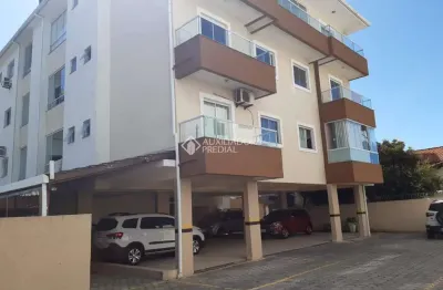 Apartamento com 2 quartos à venda na rua intendente joão nunes vieira, 74, ingleses do rio vermelho, florianópolis, 70 m2 por r$ 450.000
