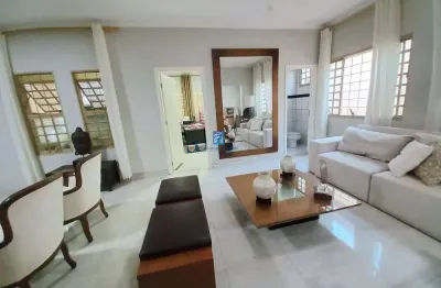 Sobrado à venda com 5 dormitórios sendo 3 suítes ribeirânia