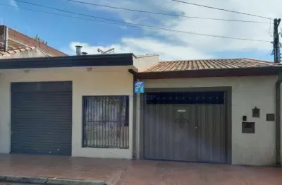 Casa a venda com salão e 3 dormitórios no manoel penna