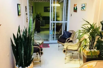 Apartamento 2 dormitórios no edifício gisele cristina