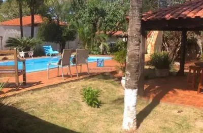Linda chácara a venda com 2 casas no portal dos ipês