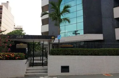 Cobertura a venda com 4 suítes, 3 vagas paralelas e lazer co
