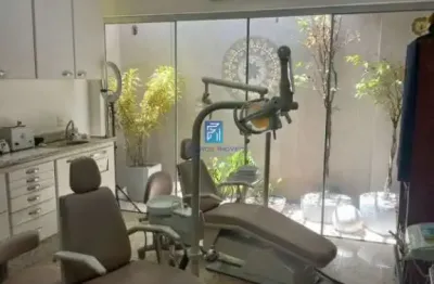 Linda clínica odontológica a venda próximo ao centro