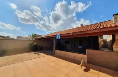 Casa com 3 quartos à venda no Parque Residencial Cândido Portinari, Ribeirão Preto 