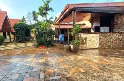 Casa com 4 quartos à venda no Jardim das Aroeiras, Jardinópolis 