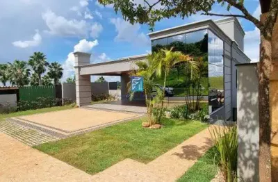 Casa à venda em condomínio alphaville 3 - com 4 suítes, vara