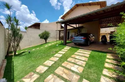 Casa com 4 quartos à venda no Álvaro Camargos, Belo Horizonte 