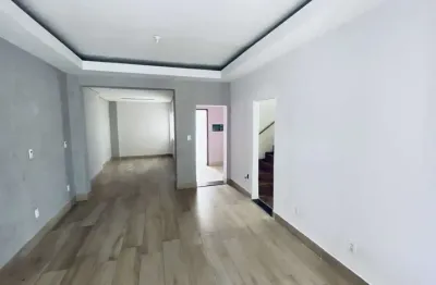 Casa com 3 quartos à venda na Santa Efigênia, Belo Horizonte 