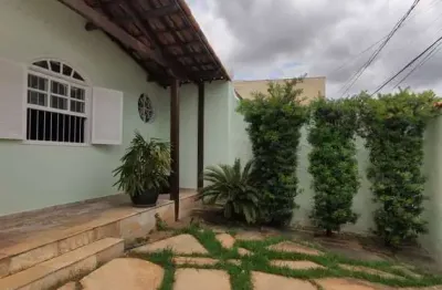 Casa com 5 quartos à venda no Alípio de Melo, Belo Horizonte 