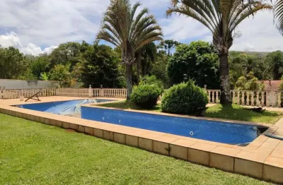 Casa de condomínio com 5 quartos à venda em nova lima