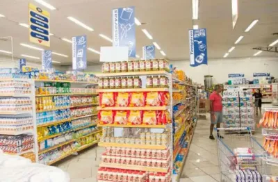 Loja / salão / ponto comercial para alugar em ribeirão das neves