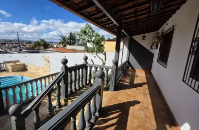 Casa com 2 quartos à venda no Jardim Leblon, Belo Horizonte 