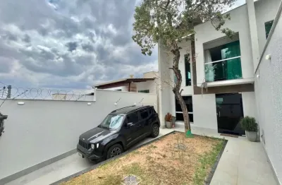 Casa com 3 quartos à venda em Ouro Preto, Belo Horizonte 