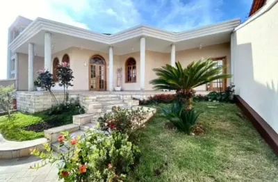 Casa com 4 quartos para alugar no Castelo, Belo Horizonte 