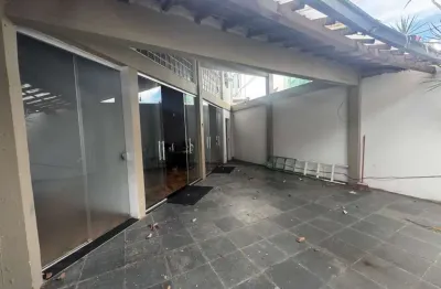 Casa com 3 quartos à venda na Santa Amélia, Belo Horizonte 