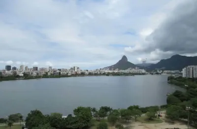 Apartamento frontal lagoa com 4 quartos e 3 vagas à venda na av epitácio pessoa.