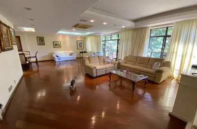 Apartamento de 205m² com 3 quartos e 2 vagas à venda no leblon.