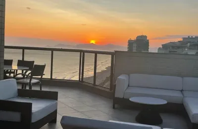 Linda cobertura duplex com 3 suítes e vista mar no condomínio acquabela