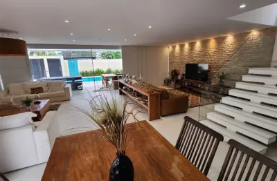 Casa duplex com 4 suítes à venda no riviera del sol recreio