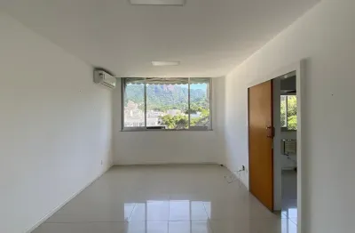 Apartamento com 3 quartos à venda na Rua das Laranjeiras, 500, Laranjeiras, Rio de Janeiro