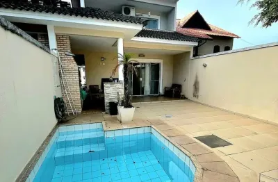 Casa condomínio fechado com 4 quartos a venda na freguesia, 350m2, vale dourado, freguesia - jacarepagua