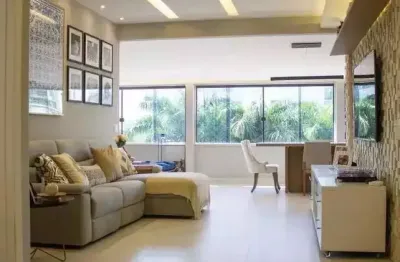 Cobertura duplex com 4 quartos e vista mar na barra da tijuca