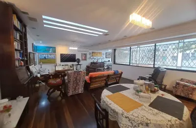 Apartamento com 4 quartos para vender em ipanema, localizada na rua rainha elizabeth da belgica, 4 quartos; 3 suites; 2 vagas, 280m2.
