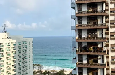 Apartamento com vista para o mar e com 2 quartos à venda no barramares