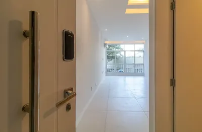 Apartamento com 3 quartos em andar baixo à venda na nascimento silva