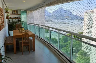 Apartamentos com 3 quartos para vender na barra da tijuca, condomínio península saint martin, 3 quartos; 2 suites; 2 vagas; localizado na avenida dos jacarandás da peninsula.