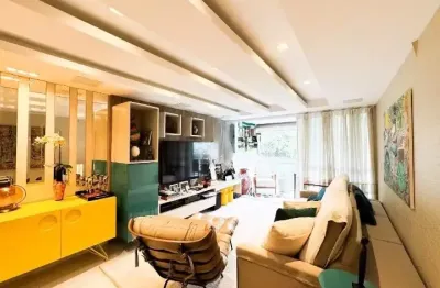 Apartamento em andar baixo com 3 suítes à venda em condomínio em botafogo