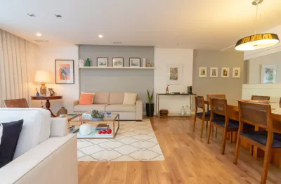 Lindo apartamento reformado à venda com 3 dormitórios na gávea