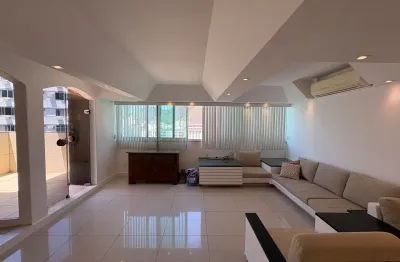 Cobertura reformada com vista livre à venda com 3 quartos e 1 vaga