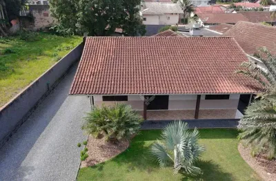 Casa averbada com 3 dormitórios à venda, 298 m² por r$ 979.000 - água verde - blumenau/sc